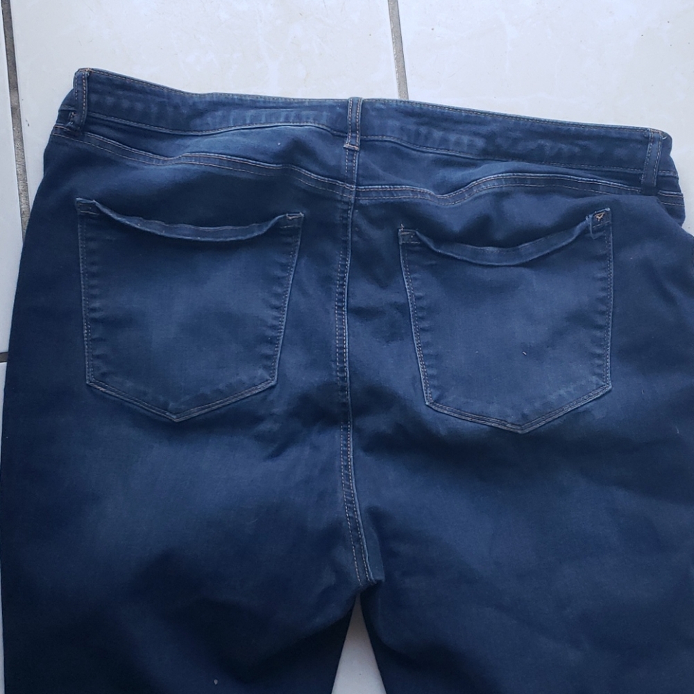 Plus Size Jeans - Picture 5 of 5